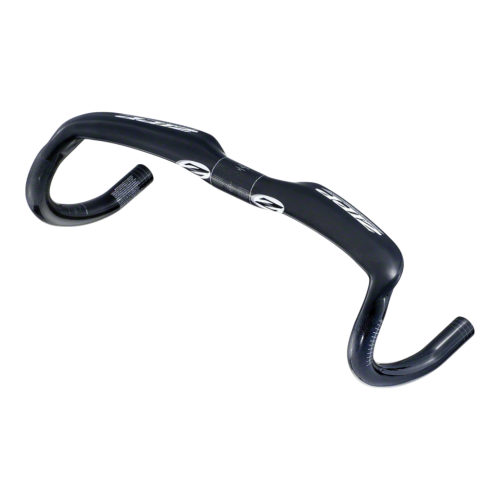 Ett svart Racerstyre Zipp Speed Weaponry VukaSprint - 42 cm drop styre för landsvägscyklar har vitt märke och en något tillplattad övre del, mot en vit bakgrund.