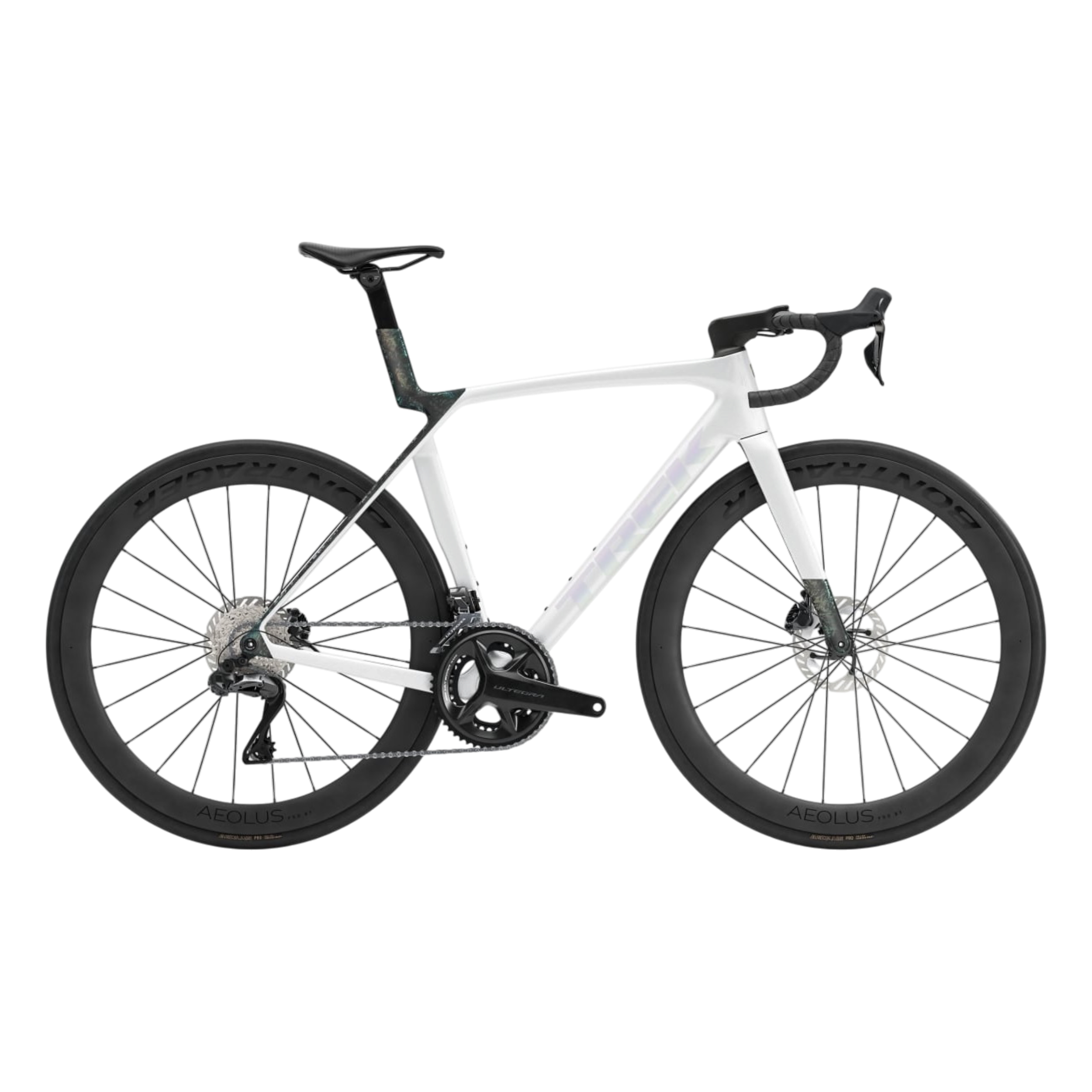 Trek-Madone-SL7-Gen8-vit En vit Racer Trek Madone SL 7 Gen 8, Ultegra Di2 – 2x12s landsvägscykel utrustad med kolfiberhjul med djup profil och skivbromsar.